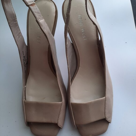 Brand New Heel Shoes - Picture 1 of 5